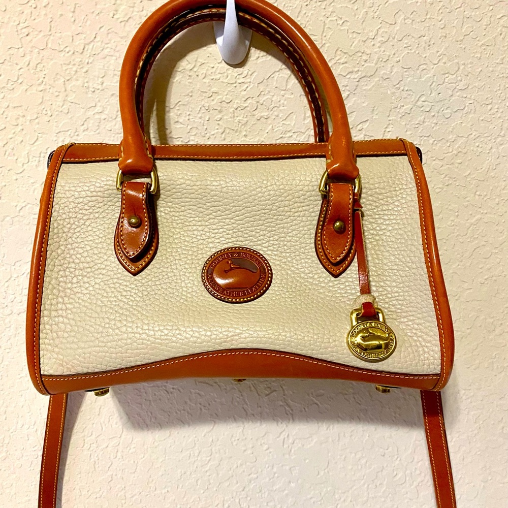 Dooney & Bourke vintage small barrel bag